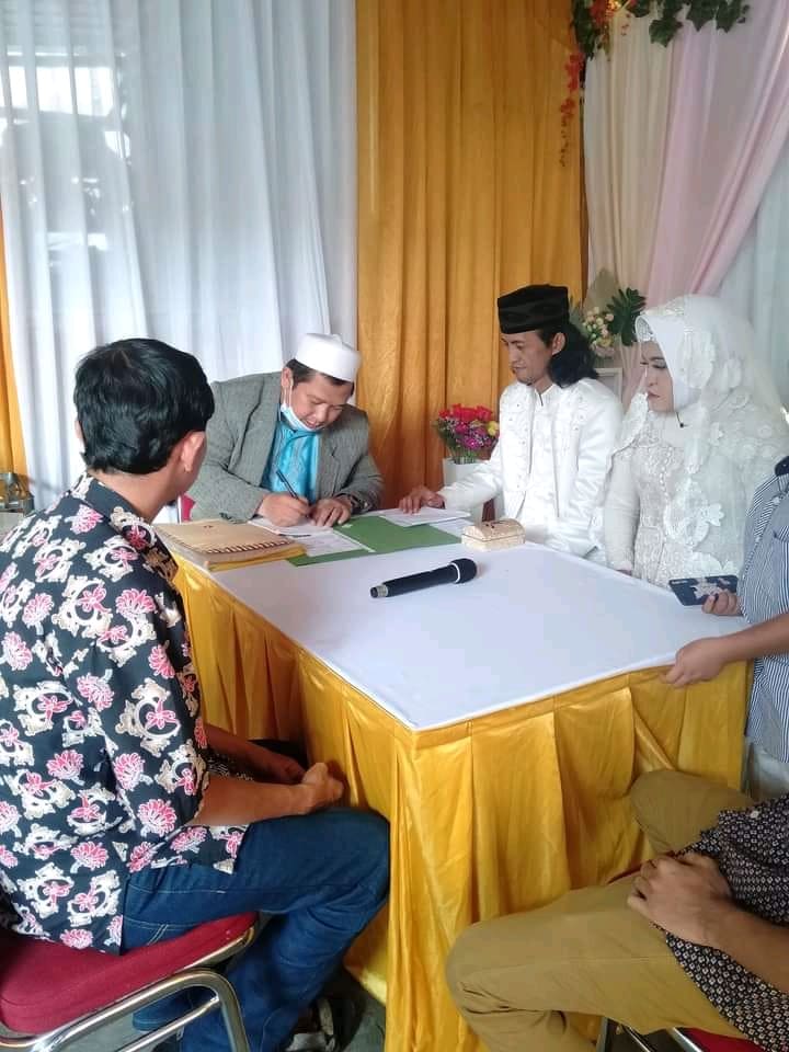 Prosesi Akad Nikah di Meja - Bersama Ust. Budi